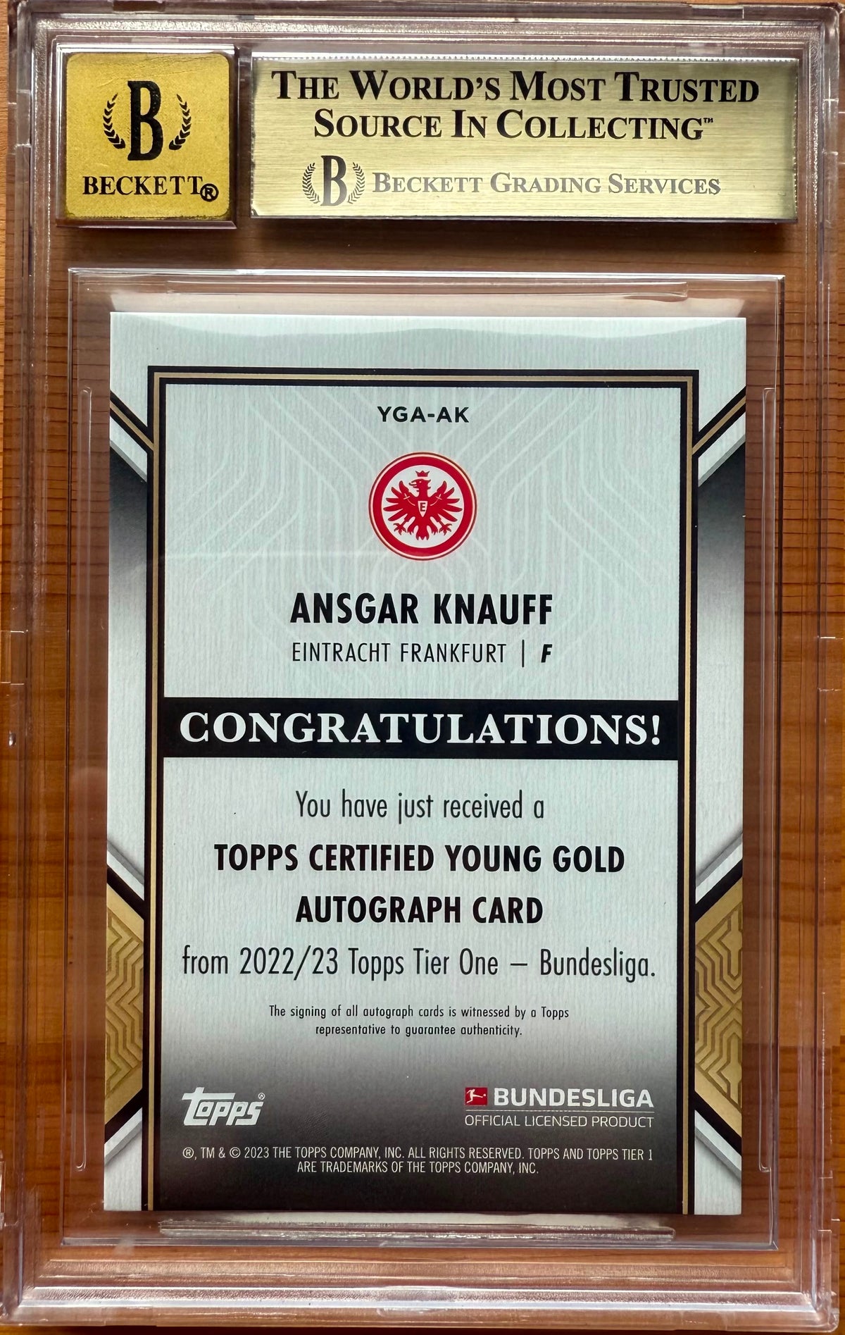 Beckett 9.5 Auto 10 2022-23 TOPPS TIER ONE
BUNDESLIGA
YOUNG GOLD AUTOGRAPHS #YGAAK ANSGAR KNAUFF 107/120